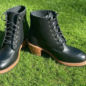 Red Wing "Clara" Women's size 8 stacked heel black leather boot